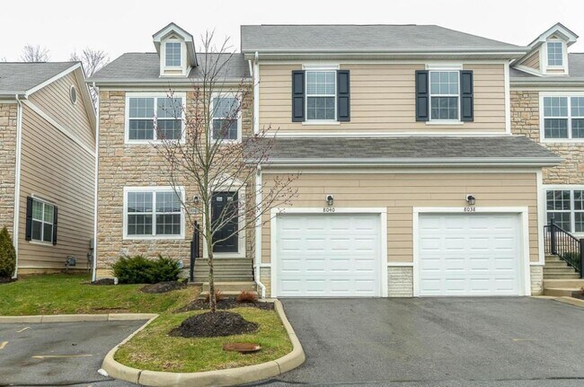Building Photo - 8040 Ravine Run Ln