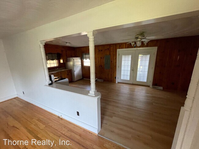 Foto del edificio - 3 br, 1.5 bath House - 1707 Preston Drive