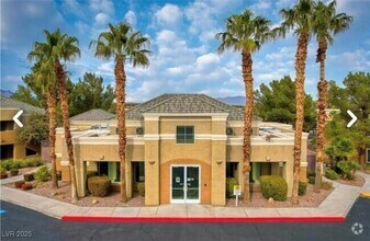 Building Photo - 8070 W Russell Rd