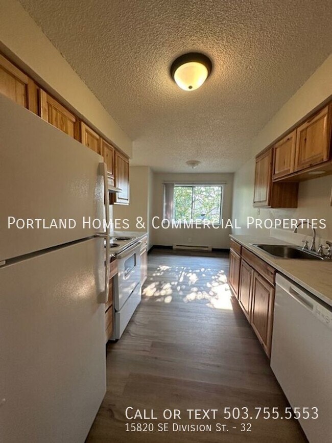 Building Photo - 2-Bedroom Apartment, Upstairs, Near Transp...