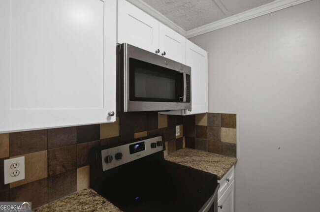 Building Photo - 218 Mill Creek Pl