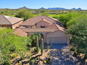 Building Photo - 9311 E Cavalry Dr