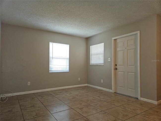 Building Photo - 2410 W Cypress St