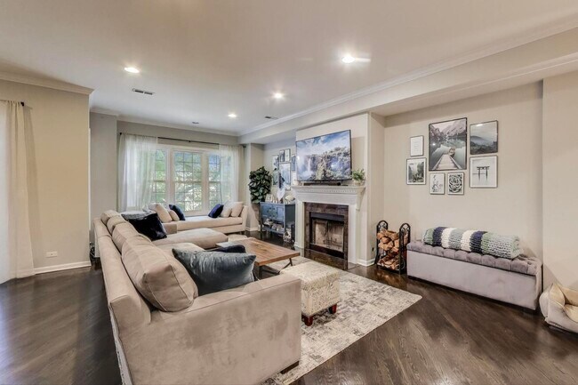 Foto del edificio - 1337 W Wrightwood Ave