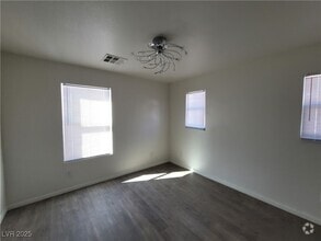 Building Photo - 10799 Flame Vine Ct