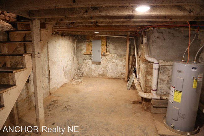 Building Photo - 820 E Willard St