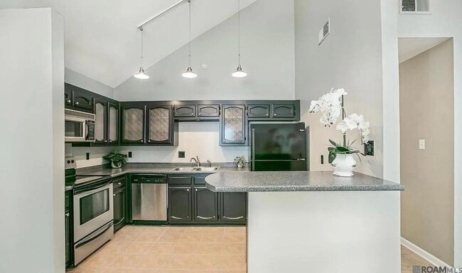 Photo - 745 Stoney Creek Ave House