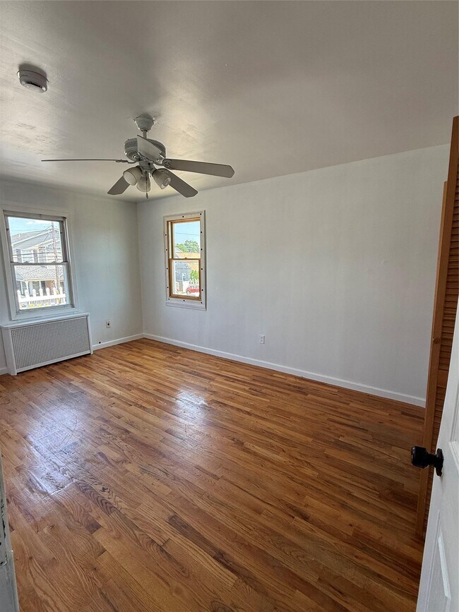 Building Photo - 1125 Langdon St