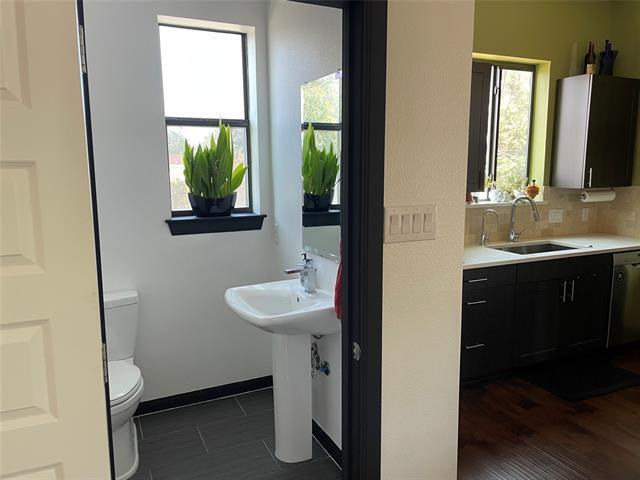 Building Photo - 4115 Delano Pl