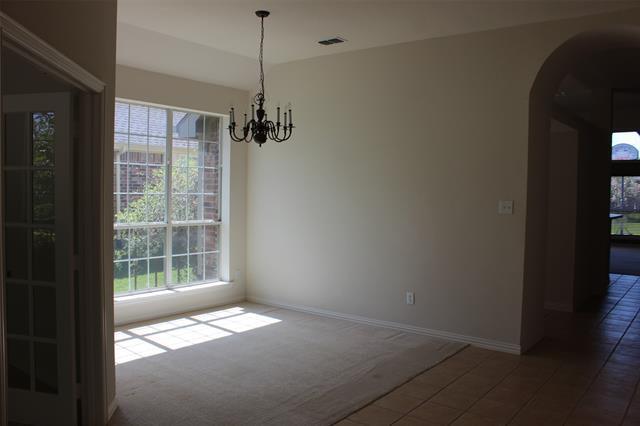 Foto del edificio - 6202 Crestmere Ln