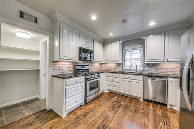 Foto del edificio - 7054 Casa Loma Ave