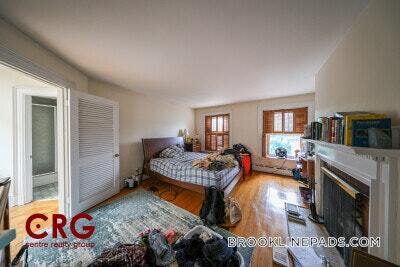 Foto principal - 1712 Beacon St
