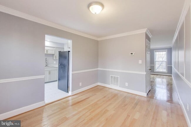 Foto del edificio - 2851 Strauss Terrace