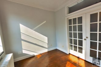 Building Photo - AMAZING TWO BEDROOM APARTMENT!! AMAZING DE...