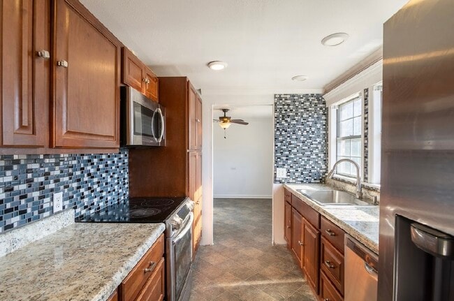 Foto del edificio - 416 May Rd