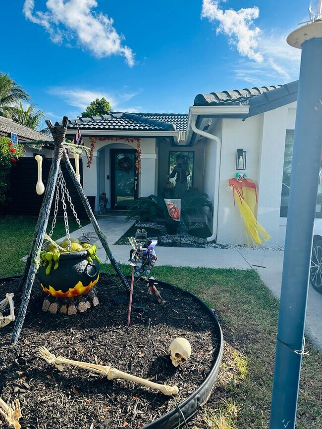 Foto del edificio - 13738 SW 157th Terrace