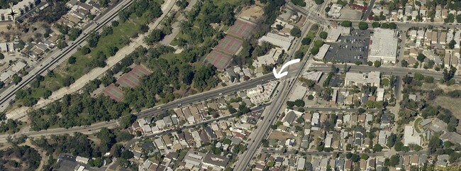 Building Photo - Monterey Apts