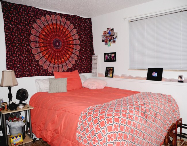 Foto del edificio - 902 S Franklin St