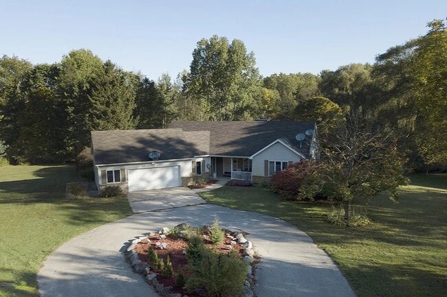 Building Photo - 6369 Morrison Lake Rd
