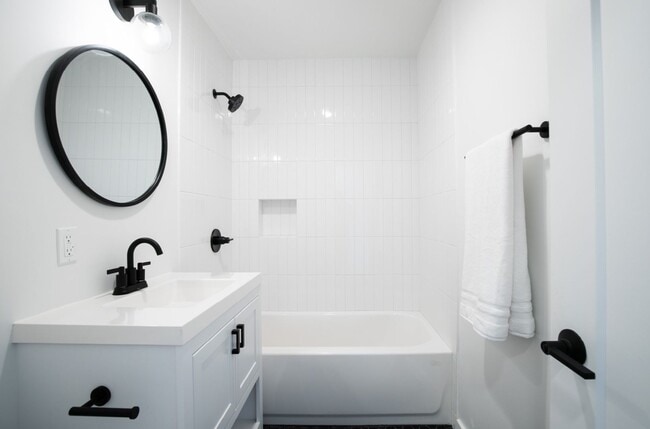 Foto del edificio - 255 S Ave 55