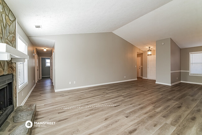 Building Photo - 1502 River Rock Trce