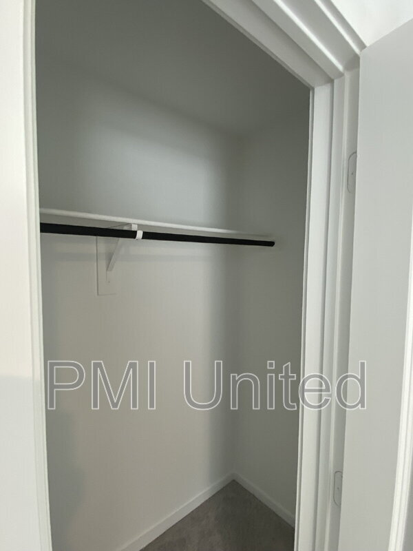 Foto del edificio - 2015 Sulky Ln