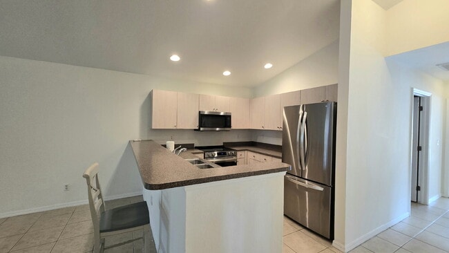 Foto del edificio - 1418 SE 24th Ave