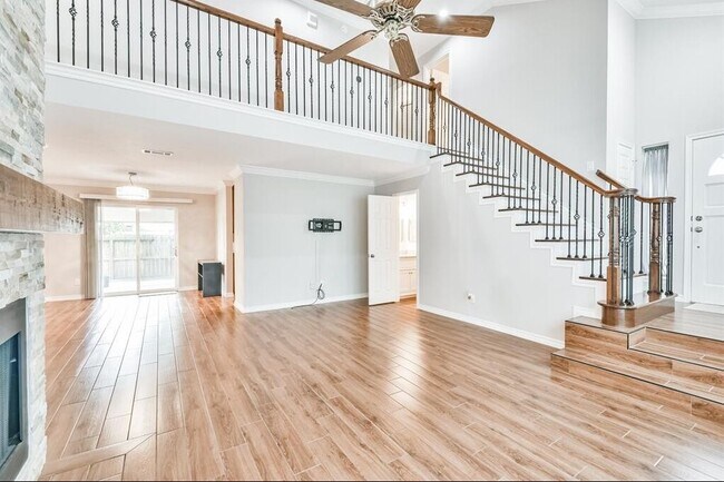 Building Photo - 10327 Brickyard Ct