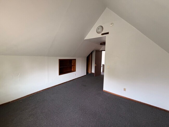 Foto del edificio - 3601 W Highland Blvd
