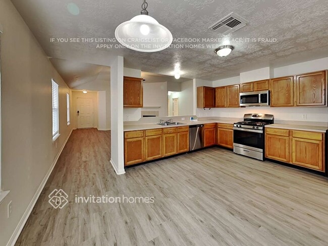 Foto del edificio - 931 Redcrest Springs Ct