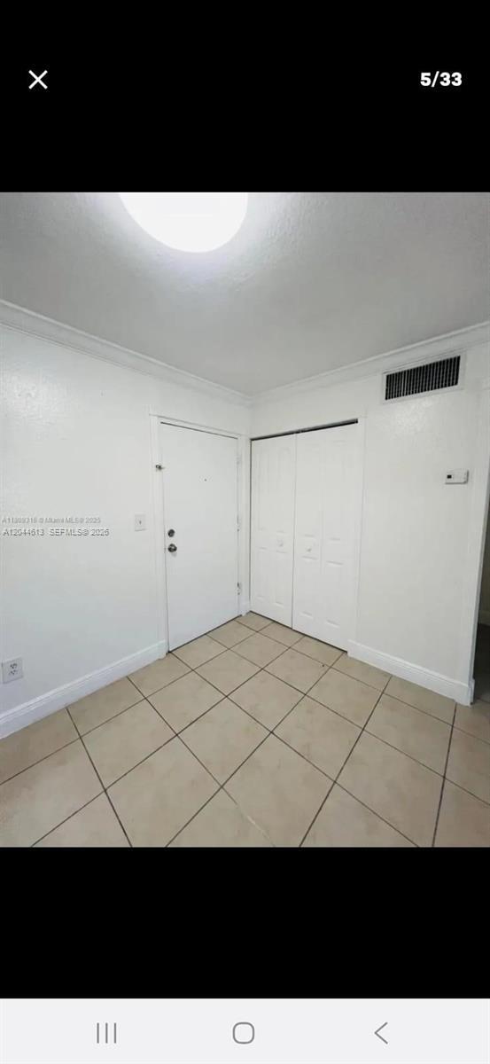 Foto del edificio - 735 Sultan Ave