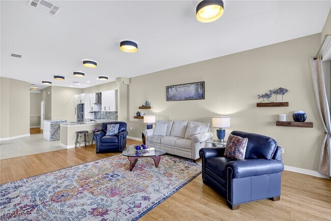 Building Photo - 8625 Via Rapallo Dr