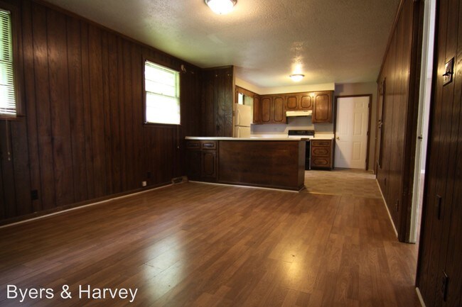 Building Photo - 3 br, 2 bath House - 1269 Slayden Cir