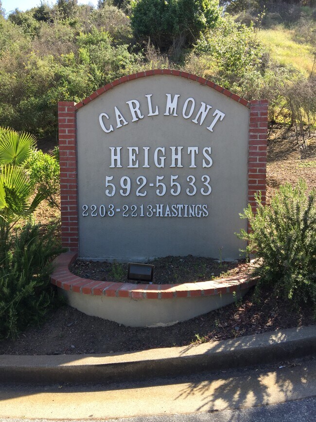 Foto del edificio - 2211 Hastings Dr