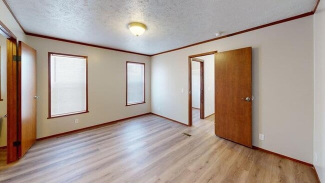 Foto del edificio - 129 American Ave