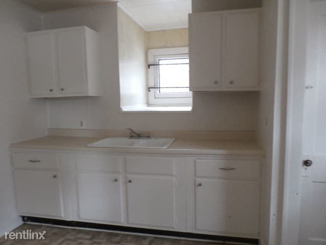 Foto del edificio - 672 Jackson Ave