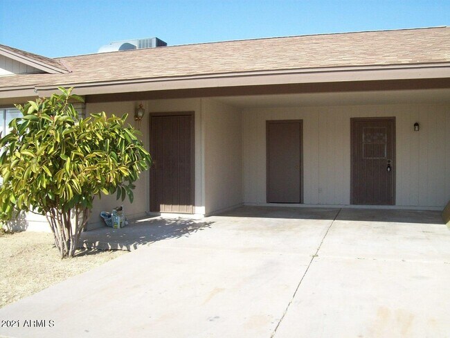 Building Photo - 15623 N 61st Dr