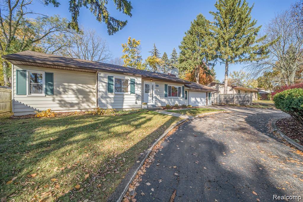 5631 Livernois Rd, Troy, MI 48098 House Rental in Troy, MI