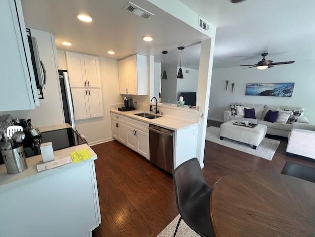 Foto del edificio - 850 Cypress Point Way