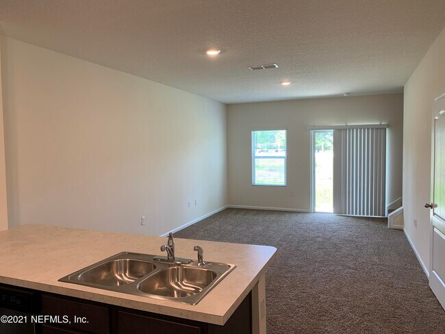 Building Photo - 7828 Echo Springs Rd