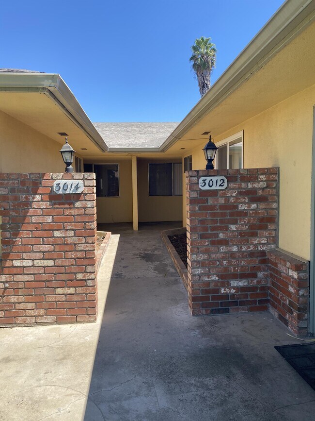 Building Photo - 3012 Delta Ave