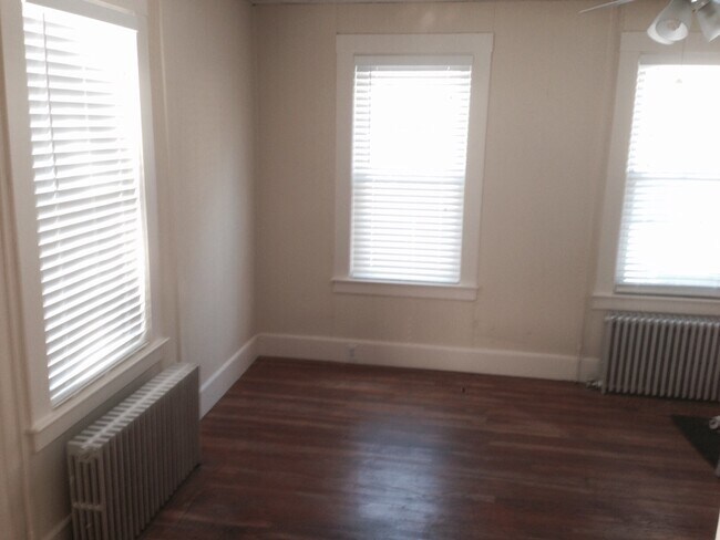 Bedroom 1 - 3 Madison St