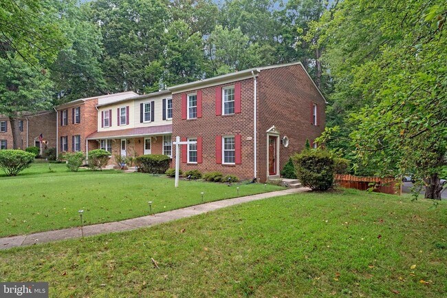 Foto del edificio - 6401 Old Scotts Ct