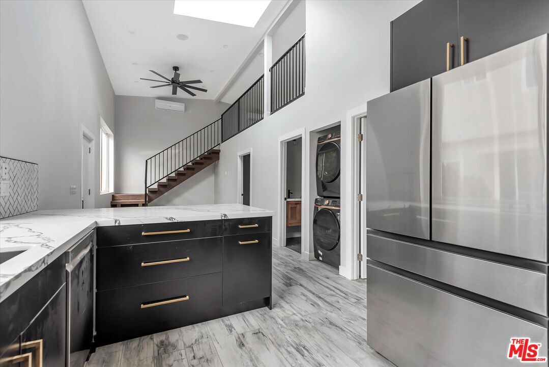 Foto principal - 12420 Idaho Ave