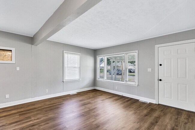 Foto del edificio - 325 Arbor Ave