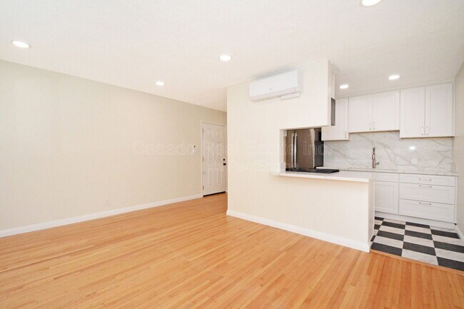 Foto del edificio - 338 Elm Ave