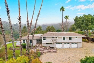 Building Photo - 30 Presher Way