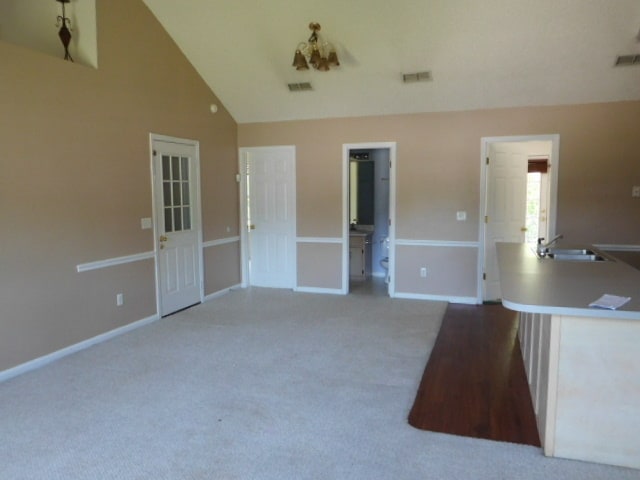 Building Photo - Home For Rent