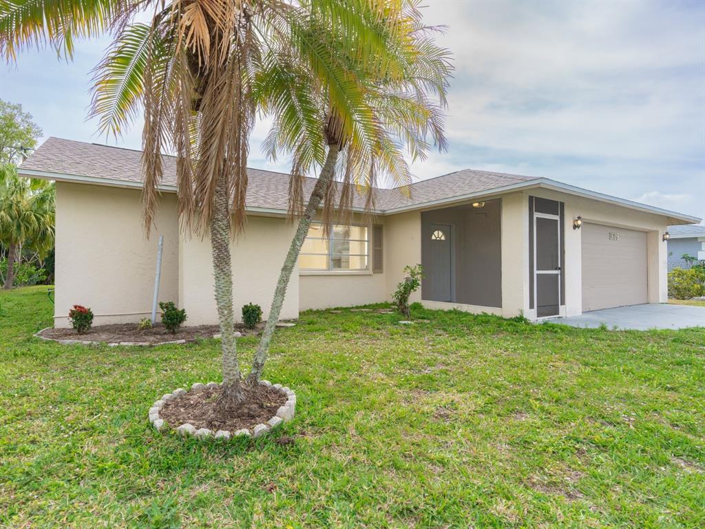 Foto principal - 1609 E Cypress Point Dr