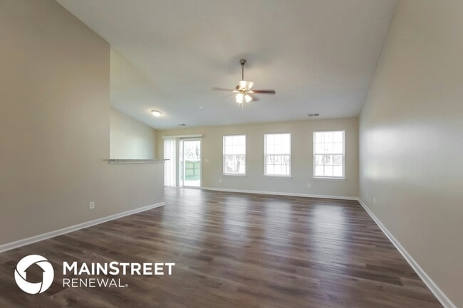 Foto del edificio - 4112 Hunters Trail Dr